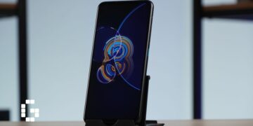 Asus Zenfone 8 Review – Small Is Powerful