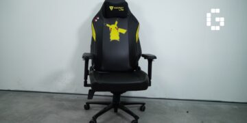 Secretlab Titan pikachu
