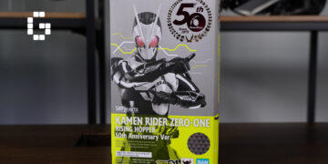 Unboxing SHFiguarts Kamen Rider Zero-One Rising Hopper 50th Anniversary Version: Strike a pose!