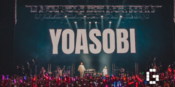 YOASOBI Concert Gets You to Dance and Cheer Like Idol into the Night of Comet
